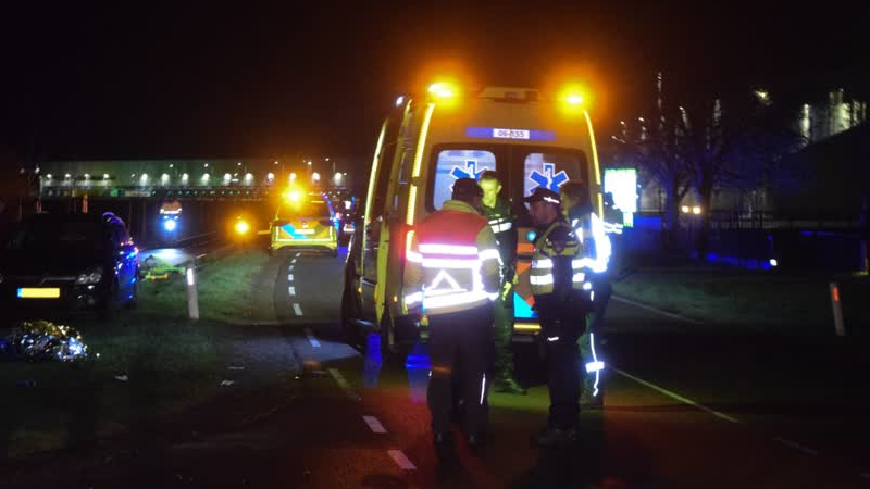 Fietser zwaargewond bij ongeval in Azewijn
