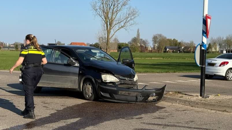 Geen gewonden bij botsing op kruising bij Gendringen