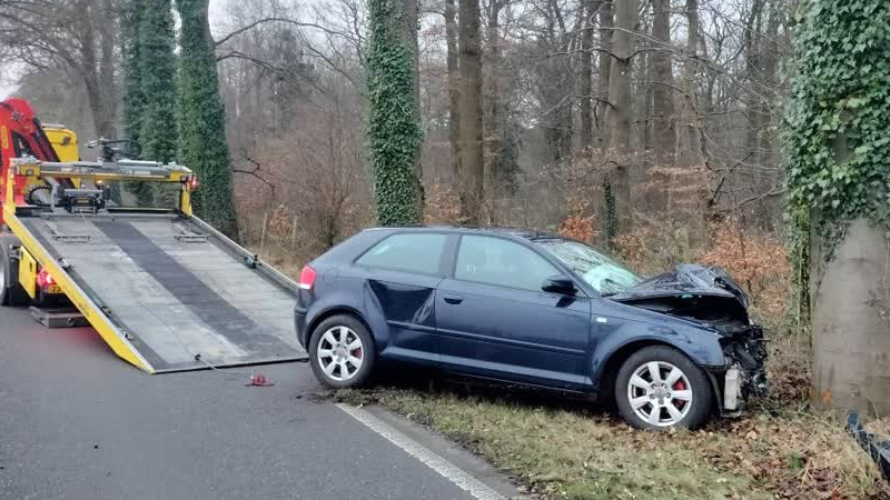 Automobilist raakt gewond bij eenzijdig bij Terborg