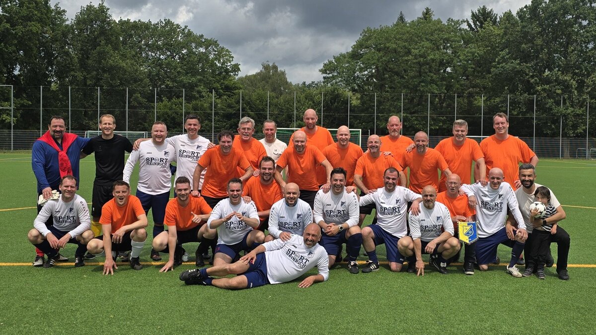 Voetbalteam Varsselder.jpg