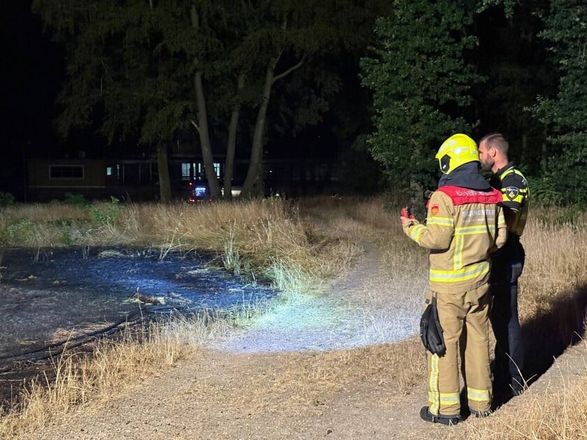 Twee bospercelen in brand aan de Zeddamseweg in 's Heerenberg