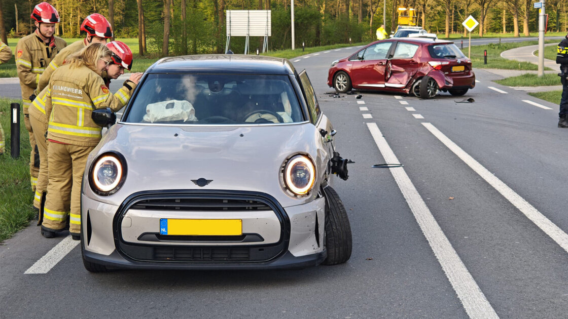 Flinke verkeershinder na ongeval met drie auto’s Didam