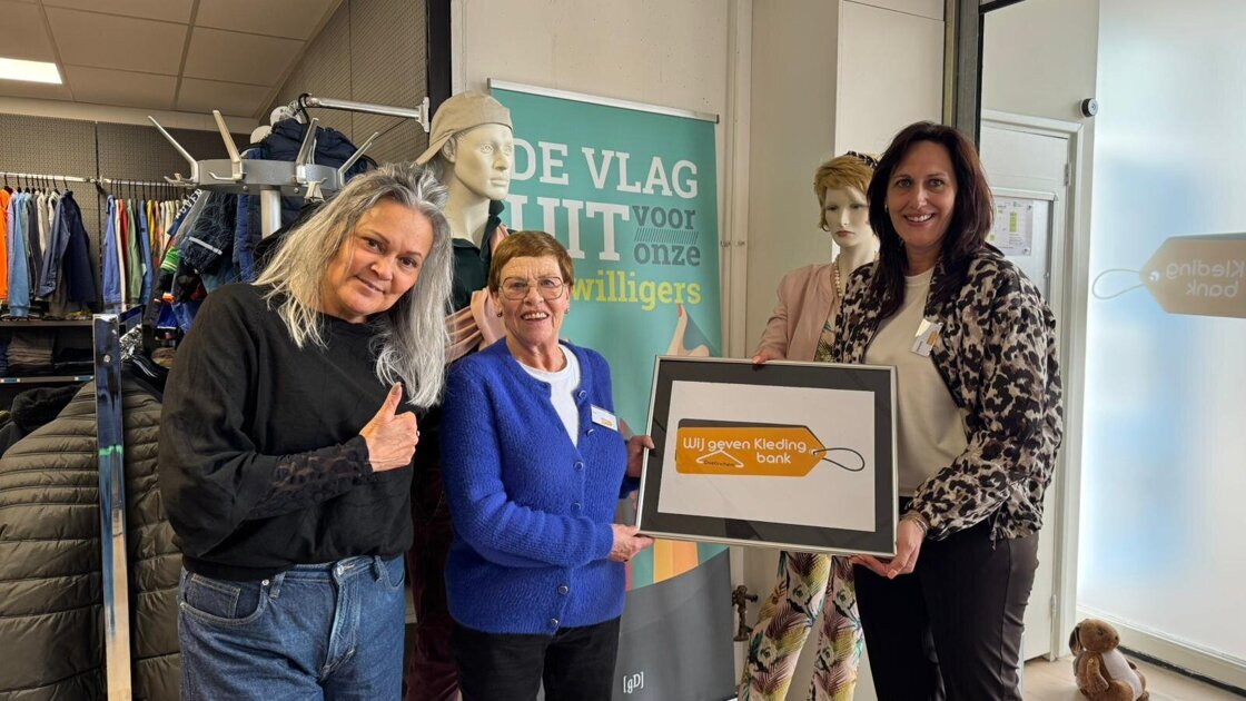 Open dag Kledingbank Doetinchem laat werk achter de schermen zien