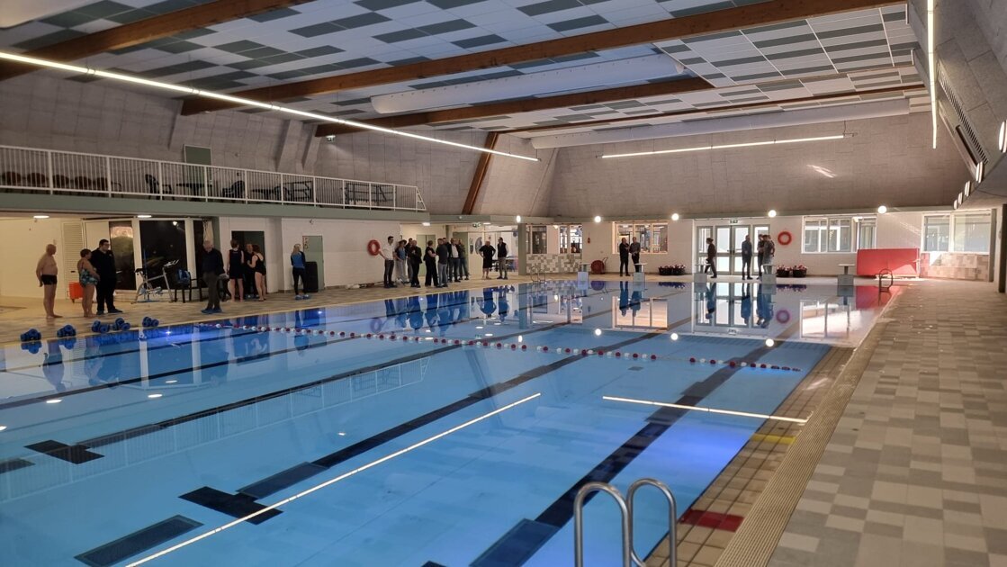 Van Pallandtbad Varsseveld weer open: ‘Negen weken verbouwen werd negen maanden’