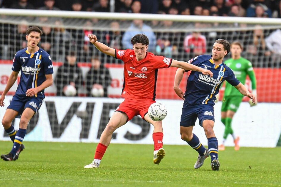 De Graafschap verliest in Almere en wacht zware dobber in Doetinchem