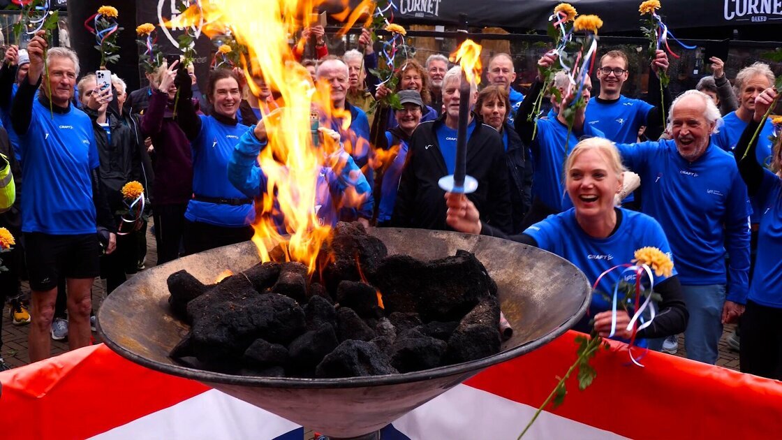 Bevrijdingsdag gevierd op Simonsplein Doetinchem: 'Samen zijn is het ultieme vrijheidsgevoel'