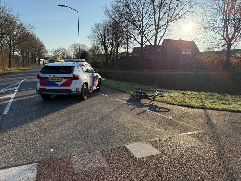 Automobilist ziet fietser over het hoofd in Gendringen