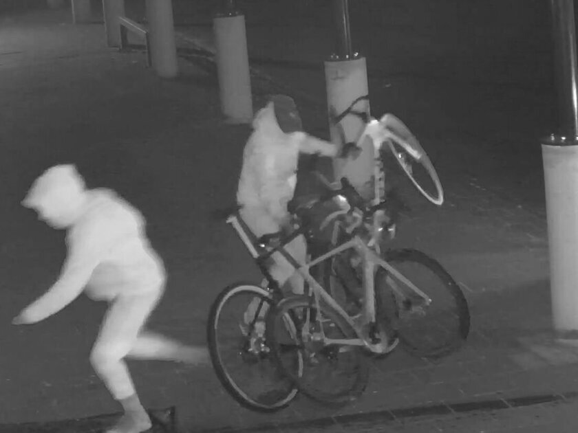 Buit van tienduizenden euro's bij ramkraak op fietsenwinkel in Borculo