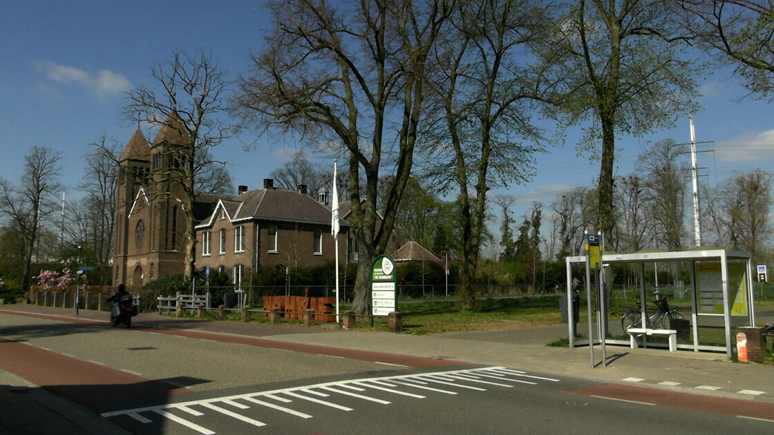 Woontoren op Zwarte Plein Ulft van de baan, wel woningen bij Antoniuskerk