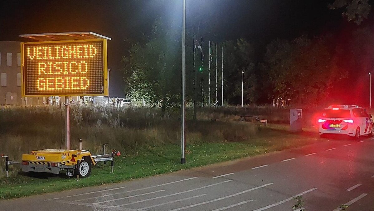Hengelo Gemeentehuis protest.jpeg