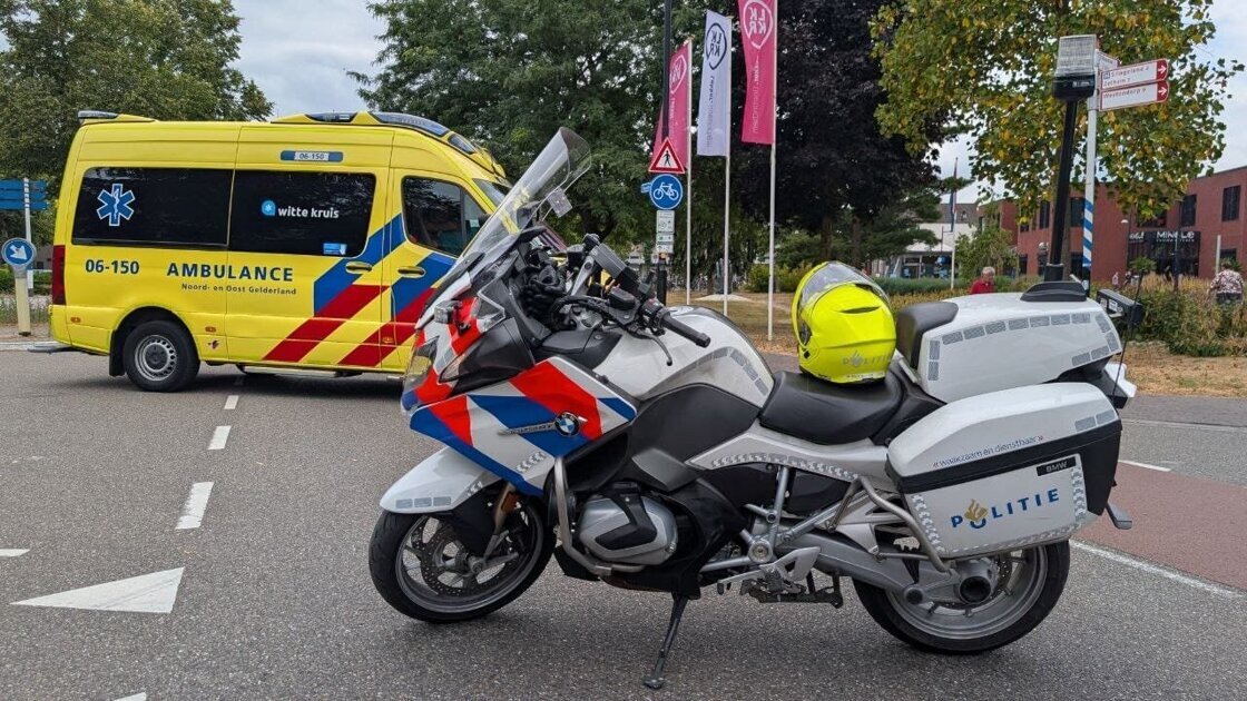 Fietsster gewond na aanrijding met bus in Doetinchem