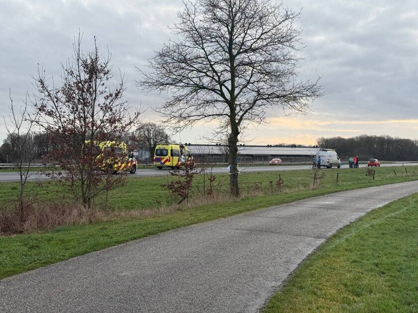 Dodelijk ongeval door botsing op A18 bij Doetinchem